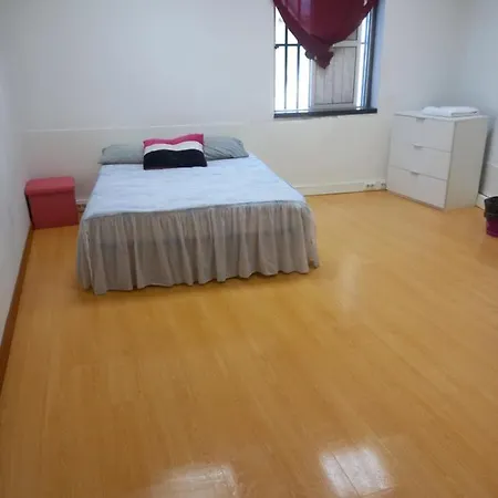 Center * Leiria